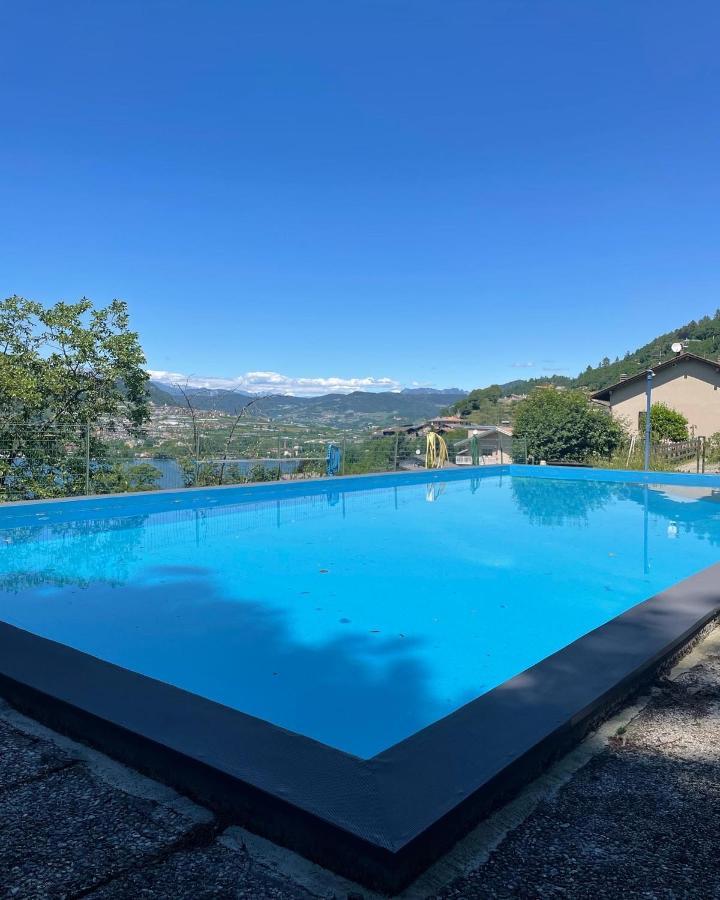 Lake Apartment Ischia Red Тенна Экстерьер фото