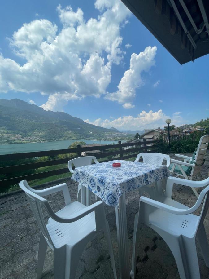 Lake Apartment Ischia Red Тенна Экстерьер фото